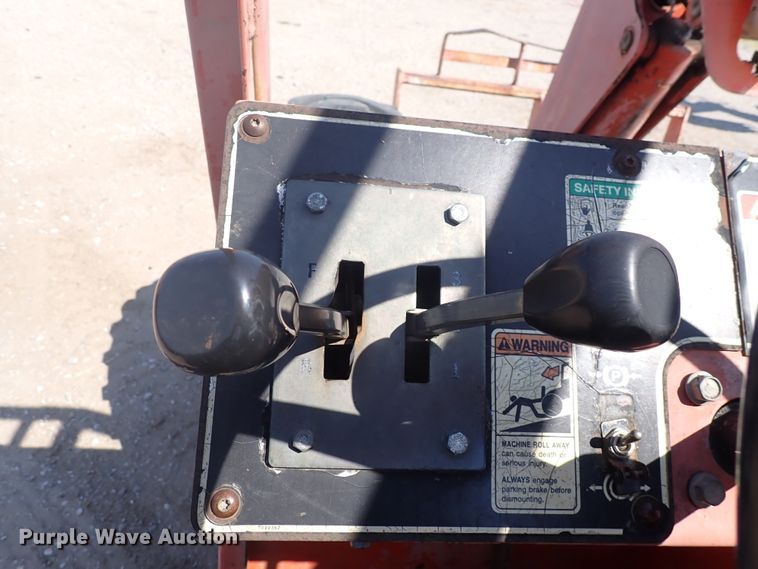 image for item DN1938 1997 SkyTrak 8042  telehandler