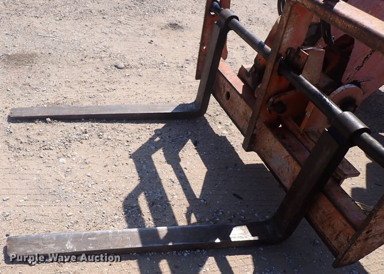 image for item DN1938 1997 SkyTrak 8042  telehandler