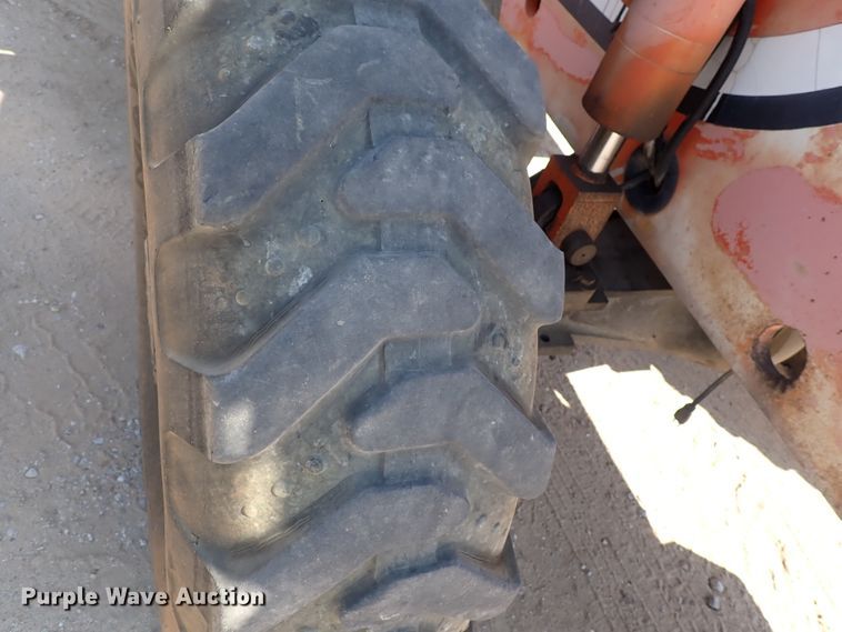 image for item DN1938 1997 SkyTrak 8042  telehandler