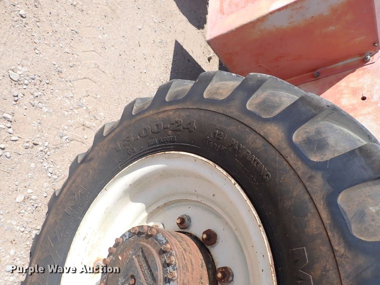 image for item DN1938 1997 SkyTrak 8042  telehandler