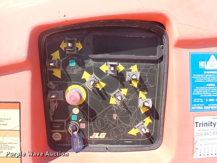 image for item DN1943 2005 JLG 600AJ  boom lift