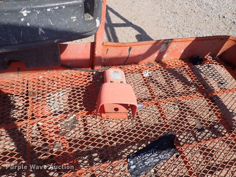 image for item DN1943 2005 JLG 600AJ  boom lift