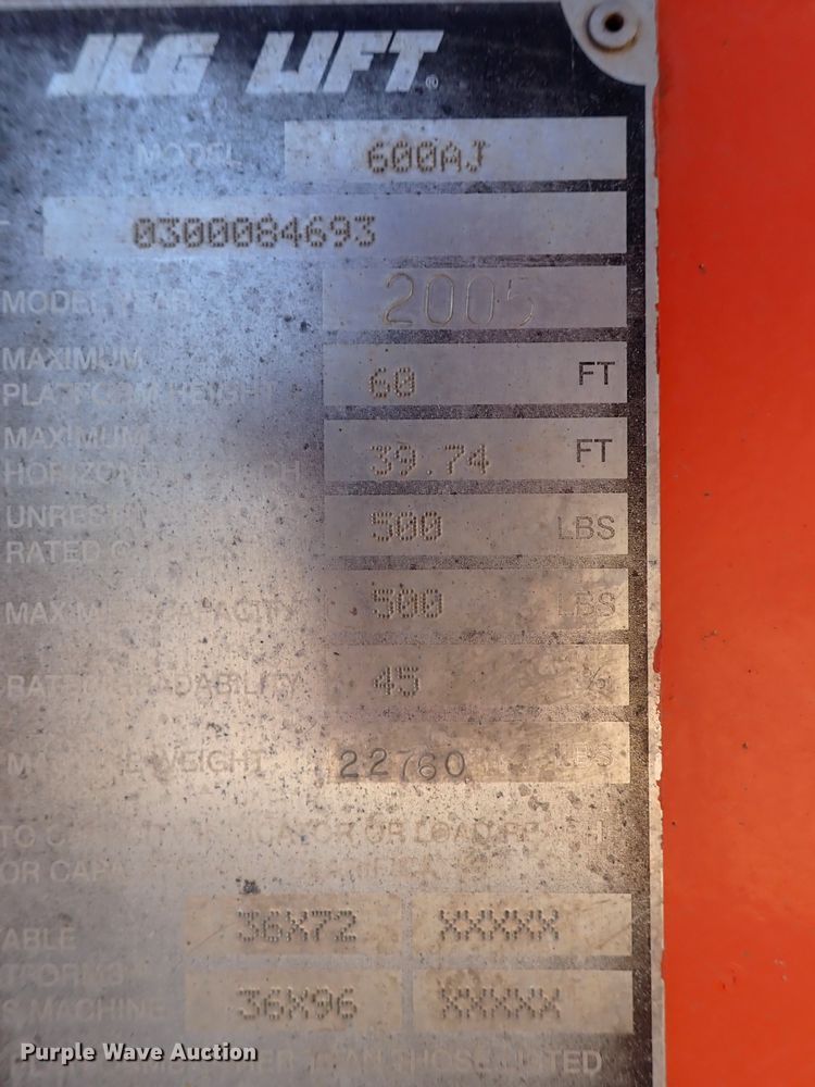 image for item DN1943 2005 JLG 600AJ  boom lift