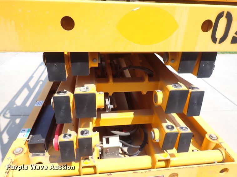 image for item DN2006 Haulotte 2747E  scissor lift