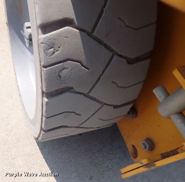 image for item DN2006 Haulotte 2747E  scissor lift