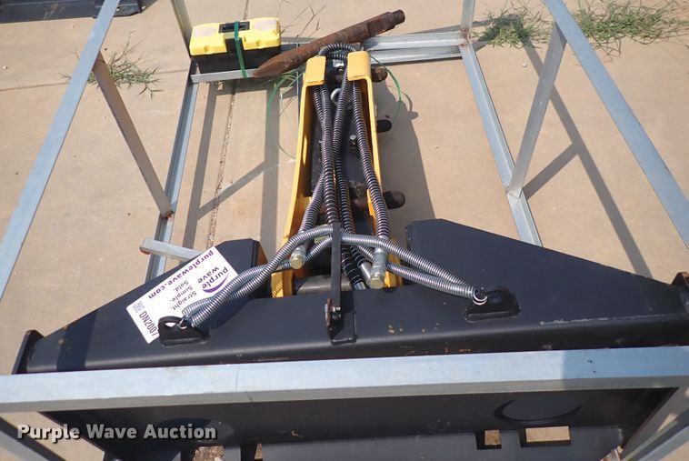 image for item DN2007 SH750 skid steer breaker