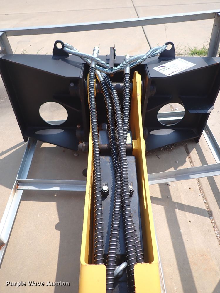 image for item DN2007 SH750 skid steer breaker