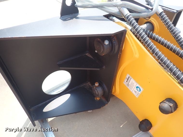 image for item DN2007 SH750 skid steer breaker