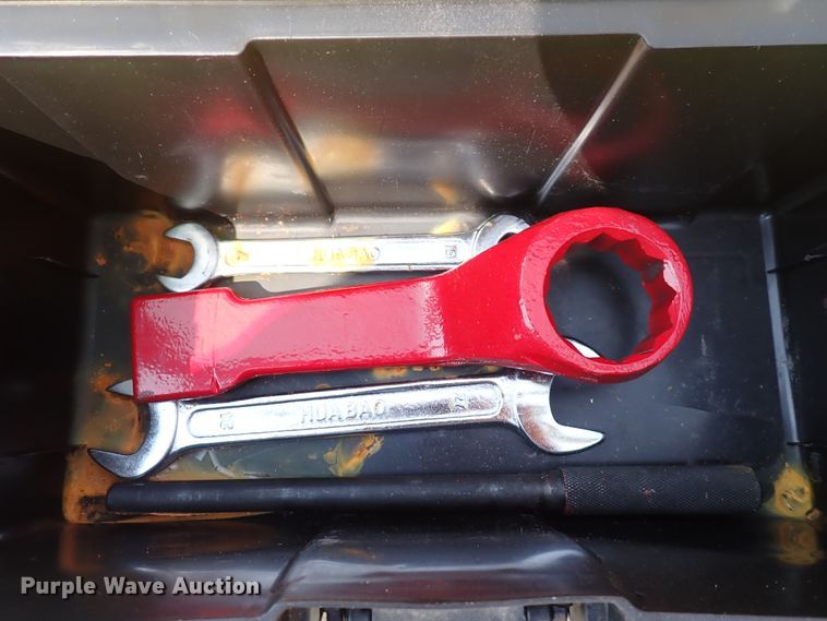 image for item DN2007 SH750 skid steer breaker