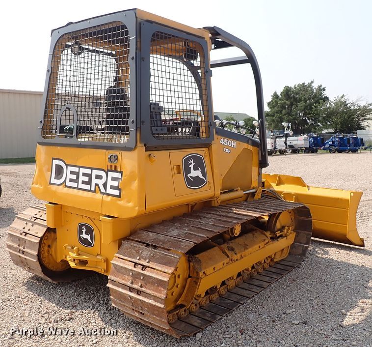 image for item DN2015 2001 John Deere 450H LGP  dozer