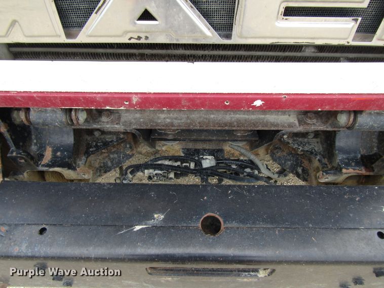 image for item EV9298 2005 Mack CV713  semi truck