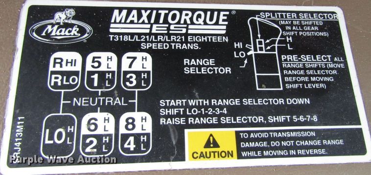 image for item EV9298 2005 Mack CV713  semi truck