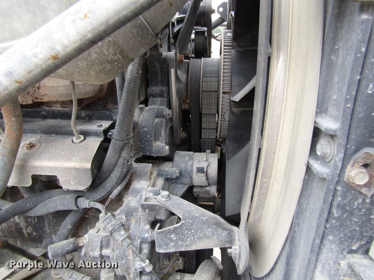 image for item EV9299 2005 Mack CV713  semi truck