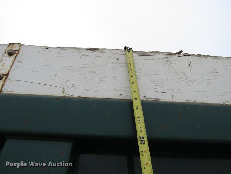 image for item EV9300 1994 International 9200  dump truck