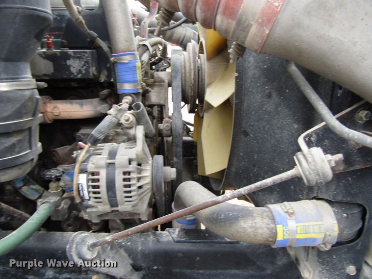 image for item EV9300 1994 International 9200  dump truck