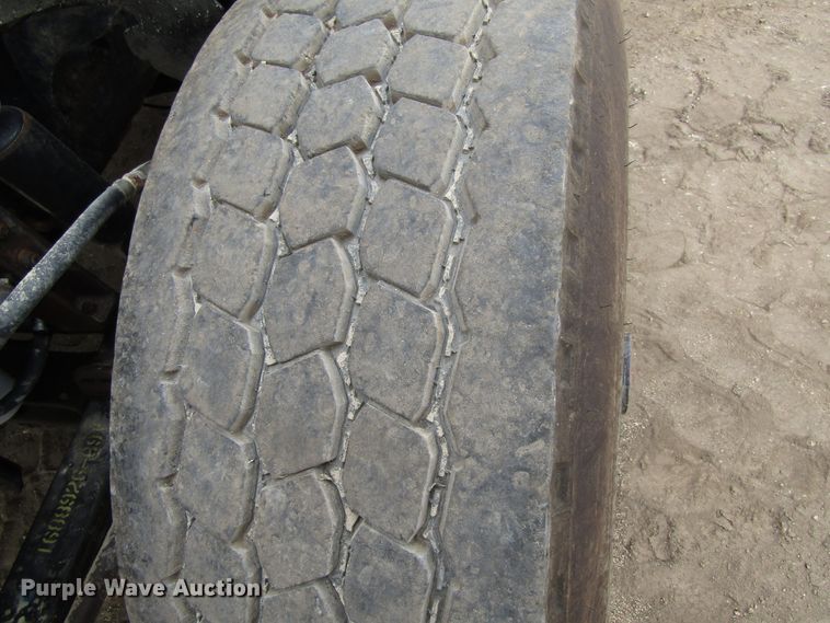 image for item EV9300 1994 International 9200  dump truck