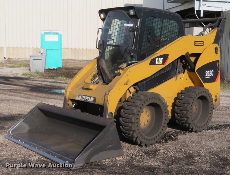 image for item FP9366 2012 Caterpillar 262C  skid steer loader