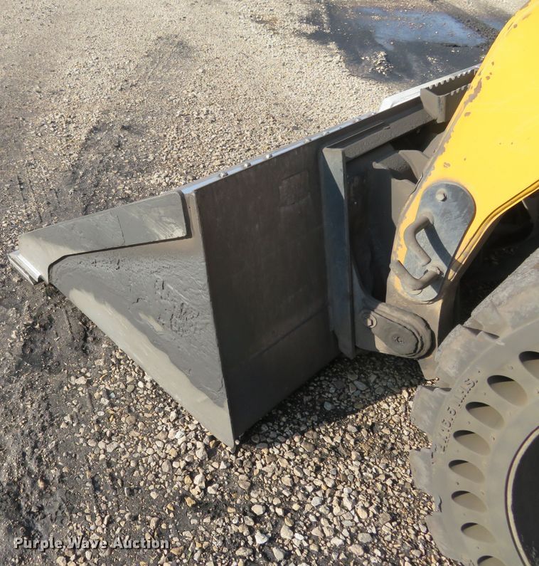 image for item FP9366 2012 Caterpillar 262C  skid steer loader