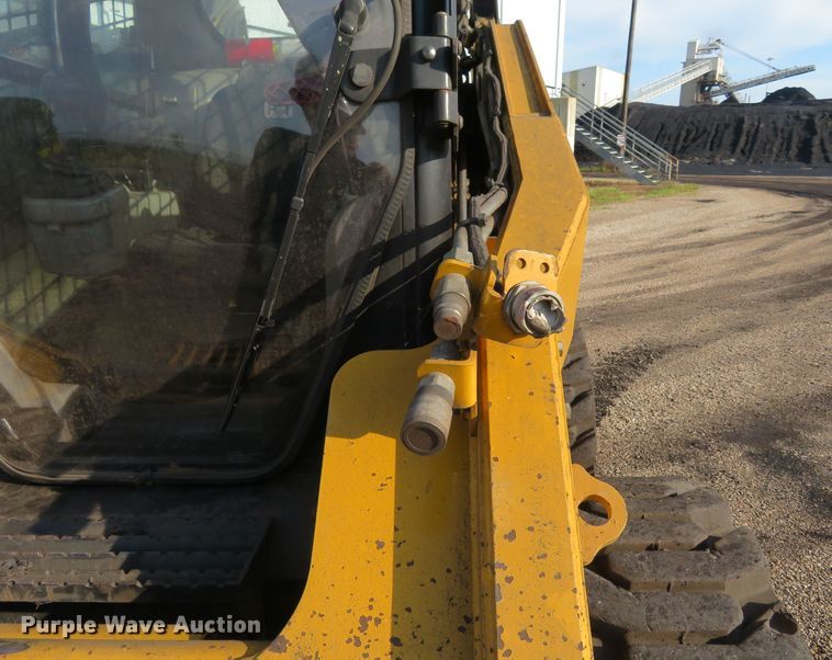 image for item FP9366 2012 Caterpillar 262C  skid steer loader