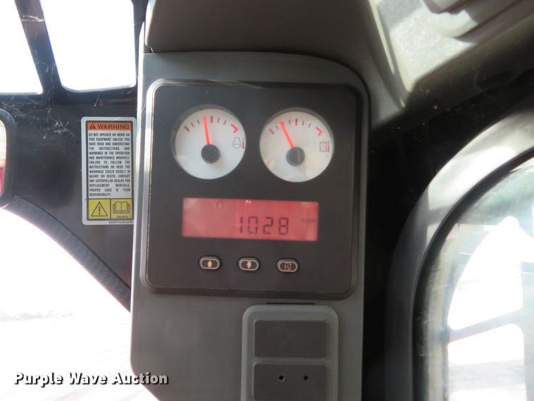 image for item FP9366 2012 Caterpillar 262C  skid steer loader