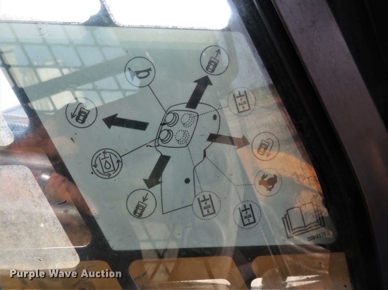 image for item FP9366 2012 Caterpillar 262C  skid steer loader