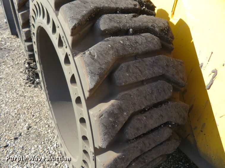 image for item FP9366 2012 Caterpillar 262C  skid steer loader
