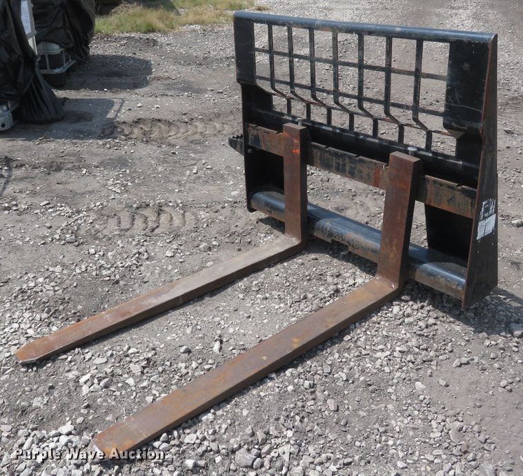 image for item FP9366 2012 Caterpillar 262C  skid steer loader