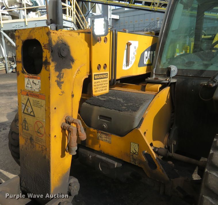 image for item FP9368 2011 Caterpillar TH255  telehandler