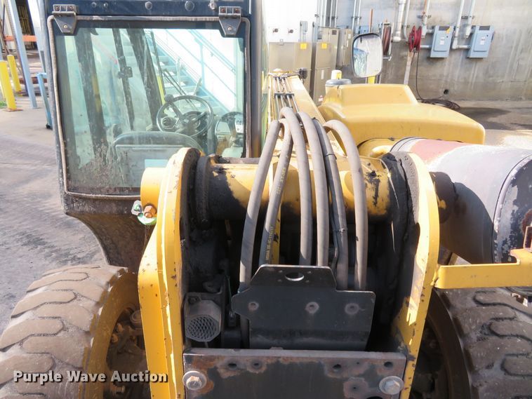 image for item FP9368 2011 Caterpillar TH255  telehandler