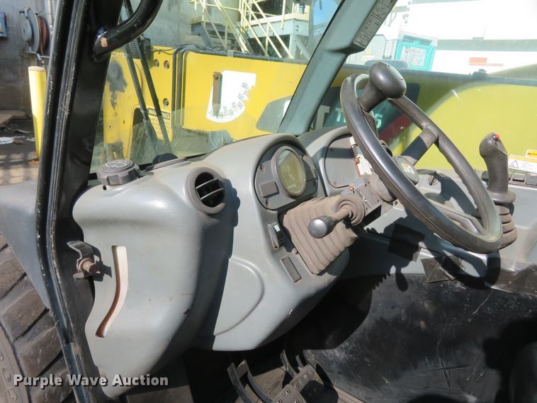 image for item FP9368 2011 Caterpillar TH255  telehandler