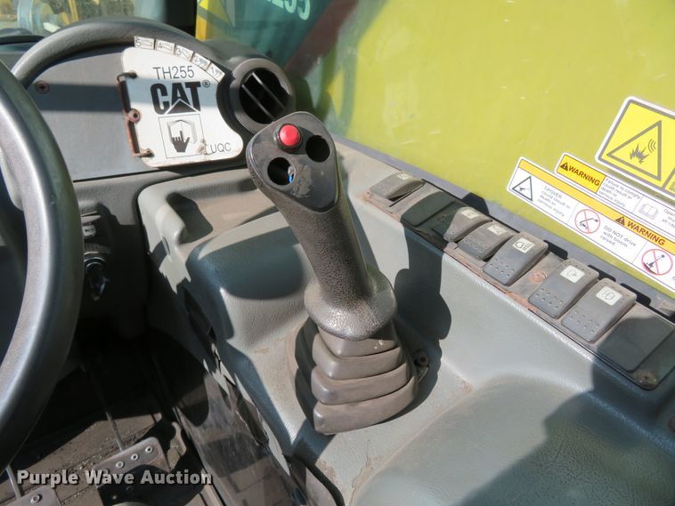 image for item FP9368 2011 Caterpillar TH255  telehandler