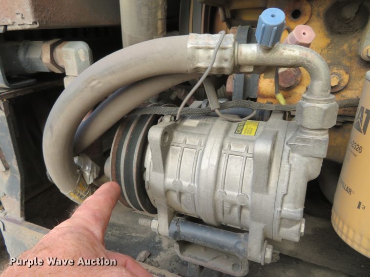 image for item FP9368 2011 Caterpillar TH255  telehandler