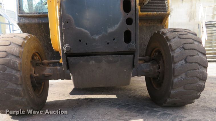 image for item FP9368 2011 Caterpillar TH255  telehandler