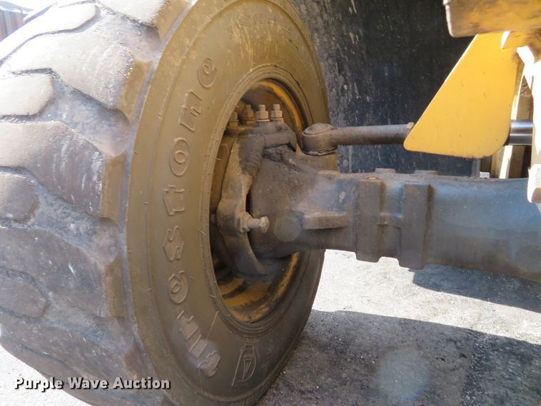 image for item FP9368 2011 Caterpillar TH255  telehandler