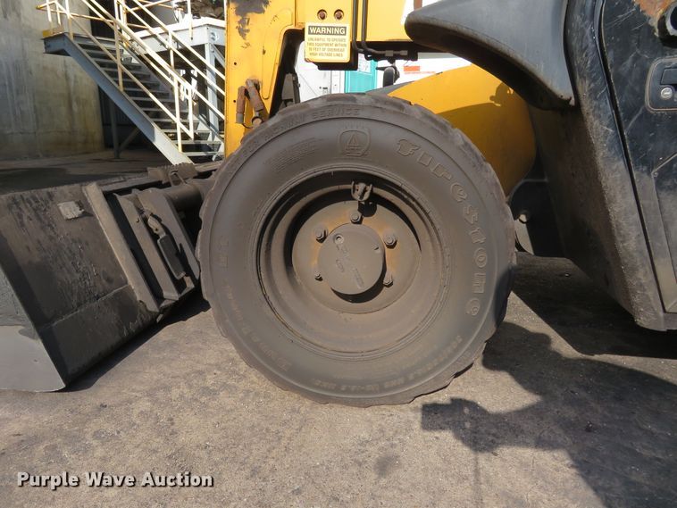 image for item FP9368 2011 Caterpillar TH255  telehandler