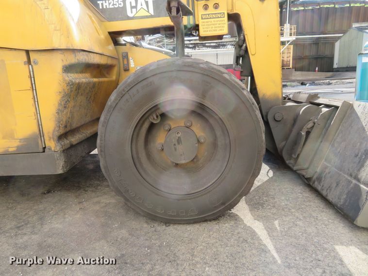 image for item FP9368 2011 Caterpillar TH255  telehandler