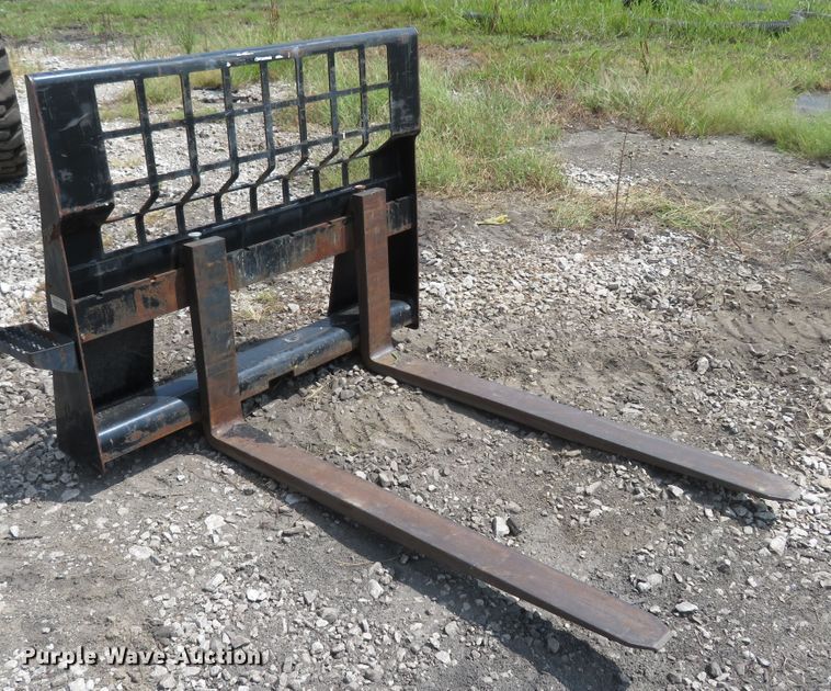 image for item FP9368 2011 Caterpillar TH255  telehandler