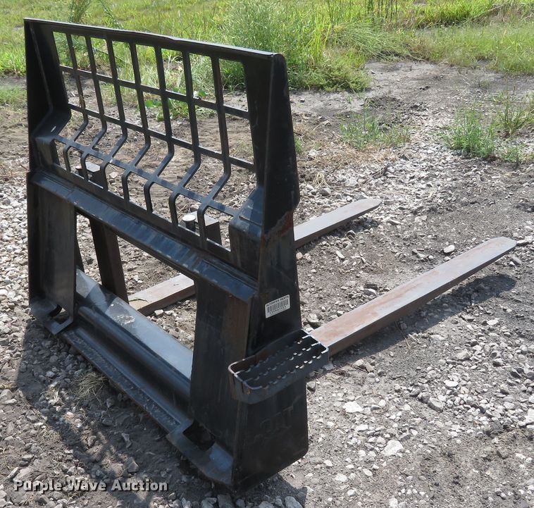 image for item FP9368 2011 Caterpillar TH255  telehandler