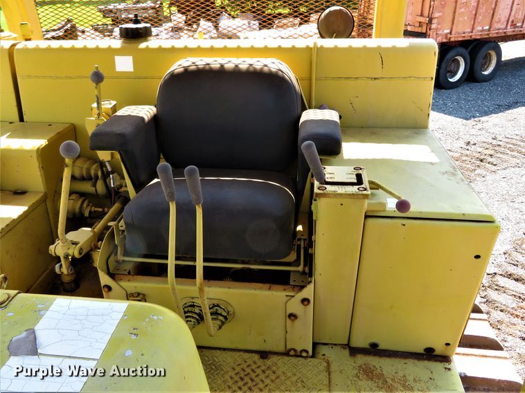 image for item FP9371 1978 International TD25C  dozer