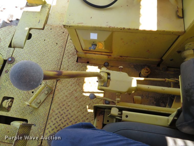 image for item FP9371 1978 International TD25C  dozer