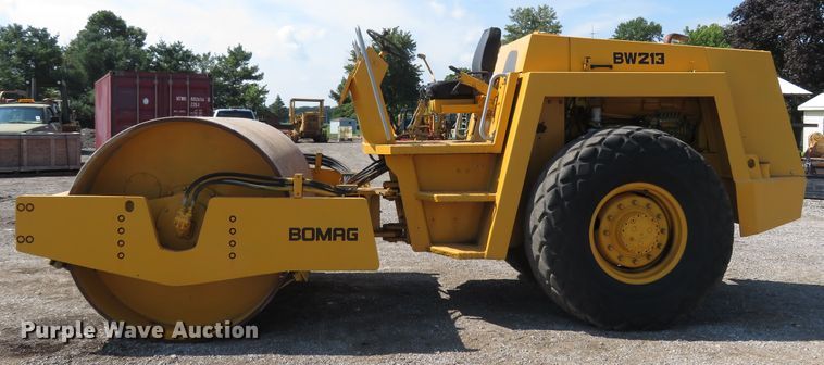 image for item FP9372 1989 Bomag BW213D  single drum vibratory roller