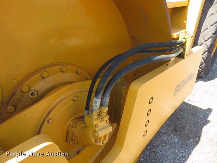 image for item FP9372 1989 Bomag BW213D  single drum vibratory roller