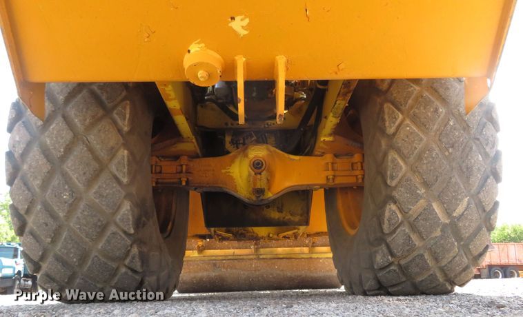 image for item FP9372 1989 Bomag BW213D  single drum vibratory roller