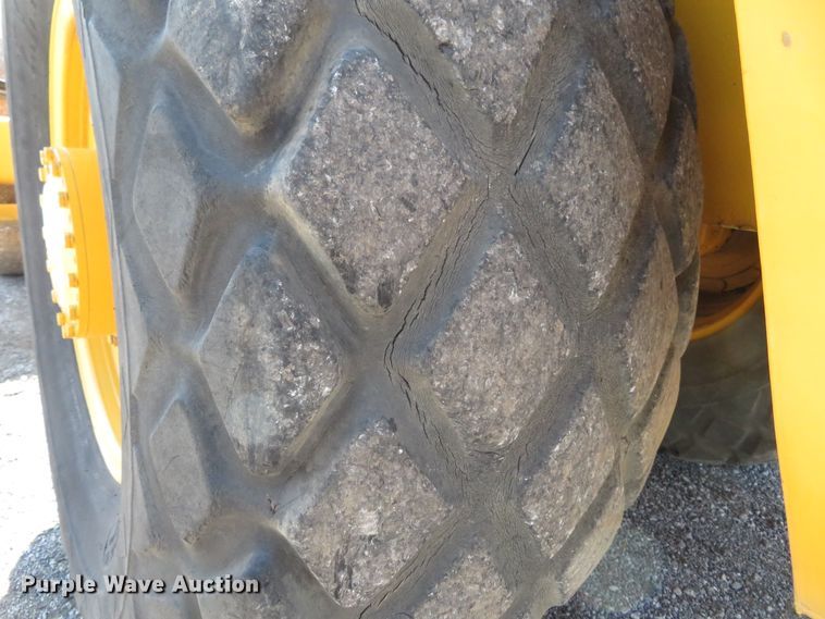 image for item FP9372 1989 Bomag BW213D  single drum vibratory roller