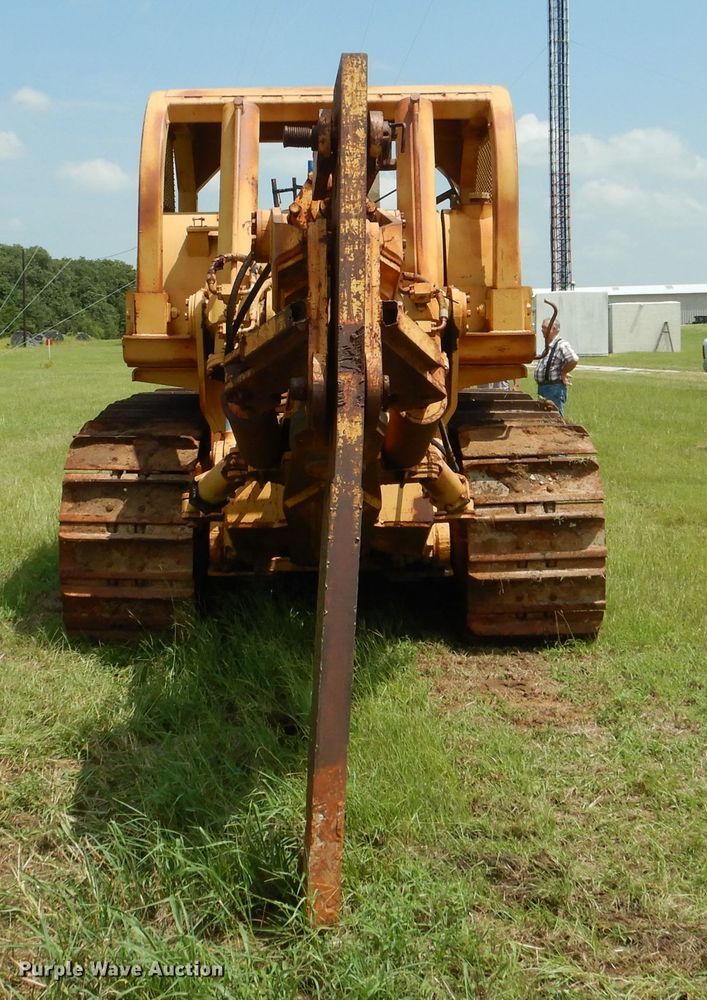 image for item HC9183 Dresser TD25  crawler cable plow