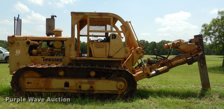 image for item HC9183 Dresser TD25  crawler cable plow