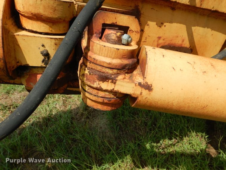 image for item HC9183 Dresser TD25  crawler cable plow