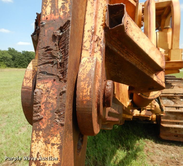 image for item HC9183 Dresser TD25  crawler cable plow
