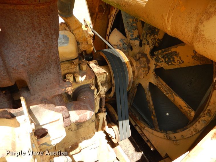 image for item HC9183 Dresser TD25  crawler cable plow