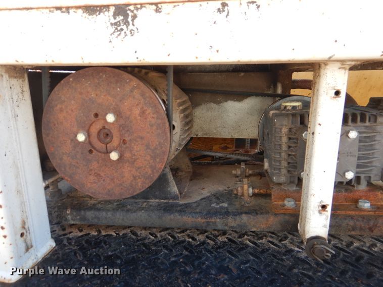 image for item HC9184 2000 Vacmaster SPV800GT3  vacuum excavator